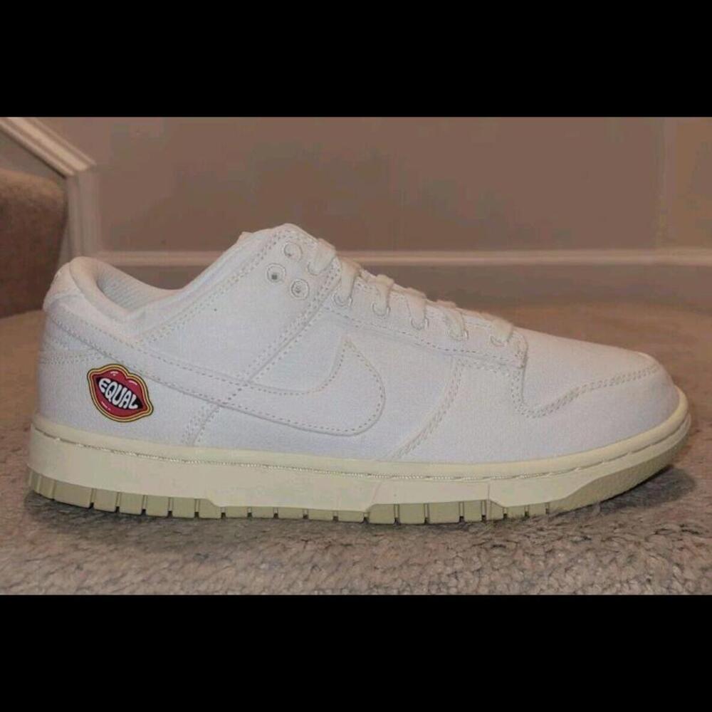 Size 8 - Nike Dunk SE Low The Future is Equal W